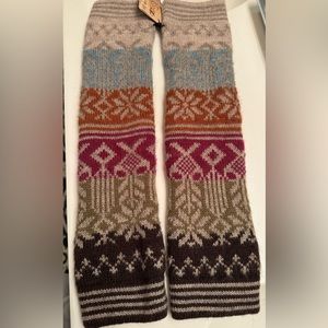 NWT. Legwarmers